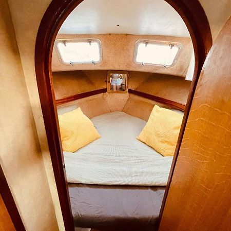 Hotel Stylish 80'S Fishing Boat Sant Adrià de Besòs Esterno foto